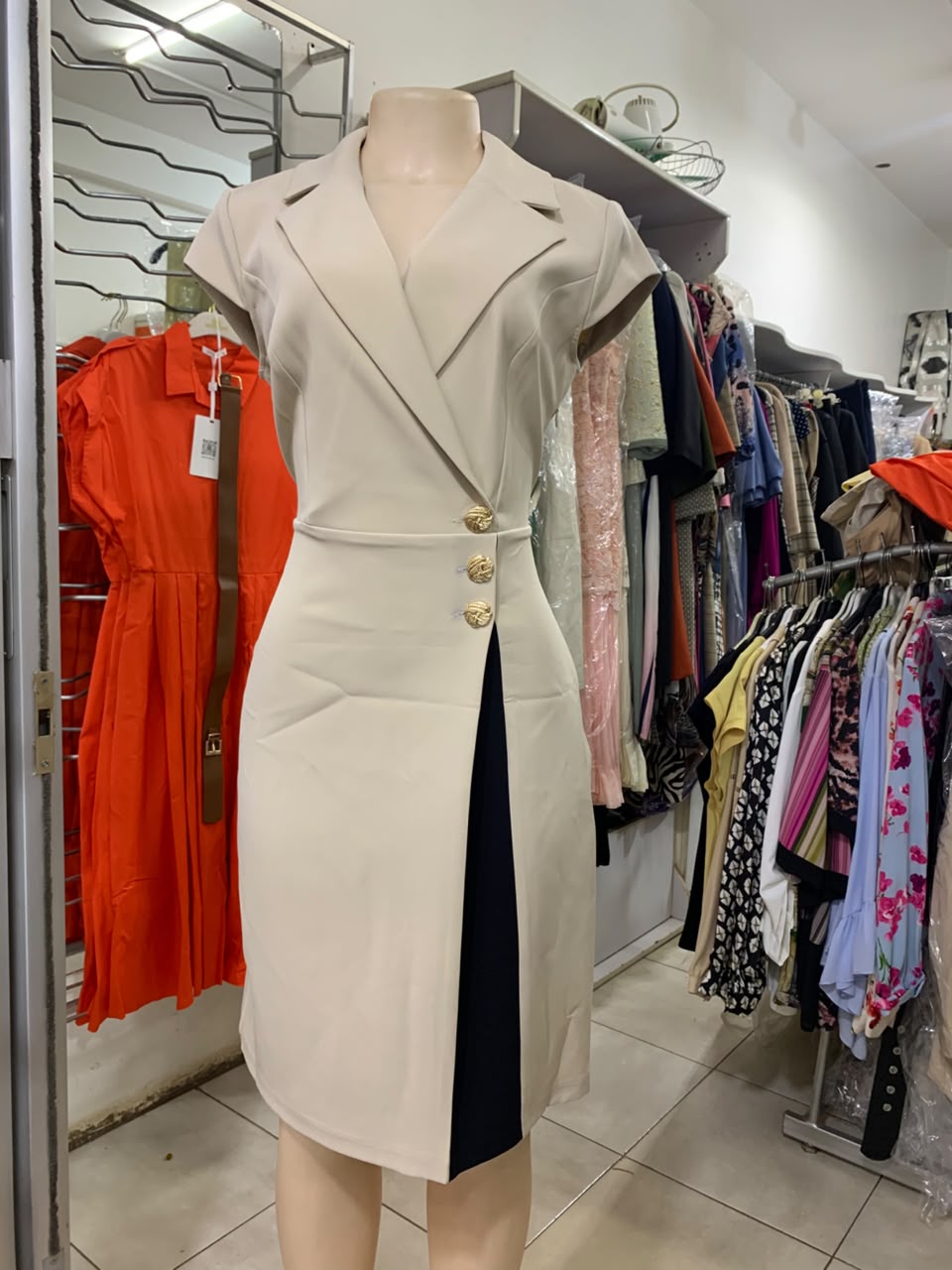 ELLY BEIGE