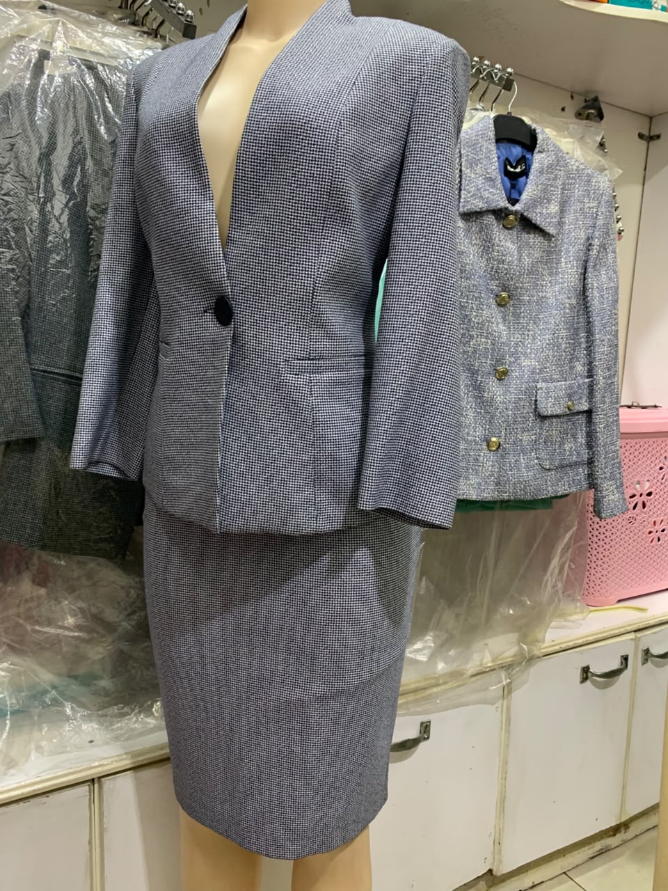 Dayi Skirt Suit
